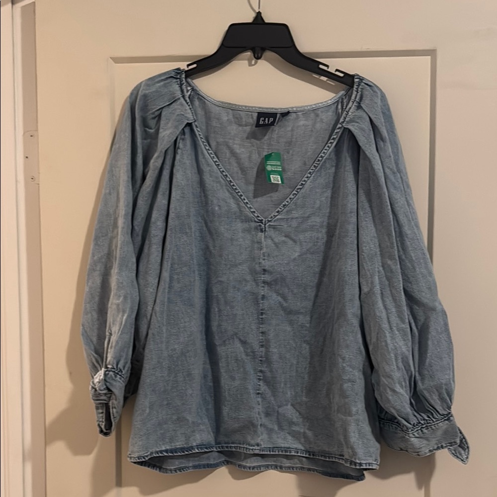 GAP Blue Blouse with 3/4 Sleeves and Relaxed Fit